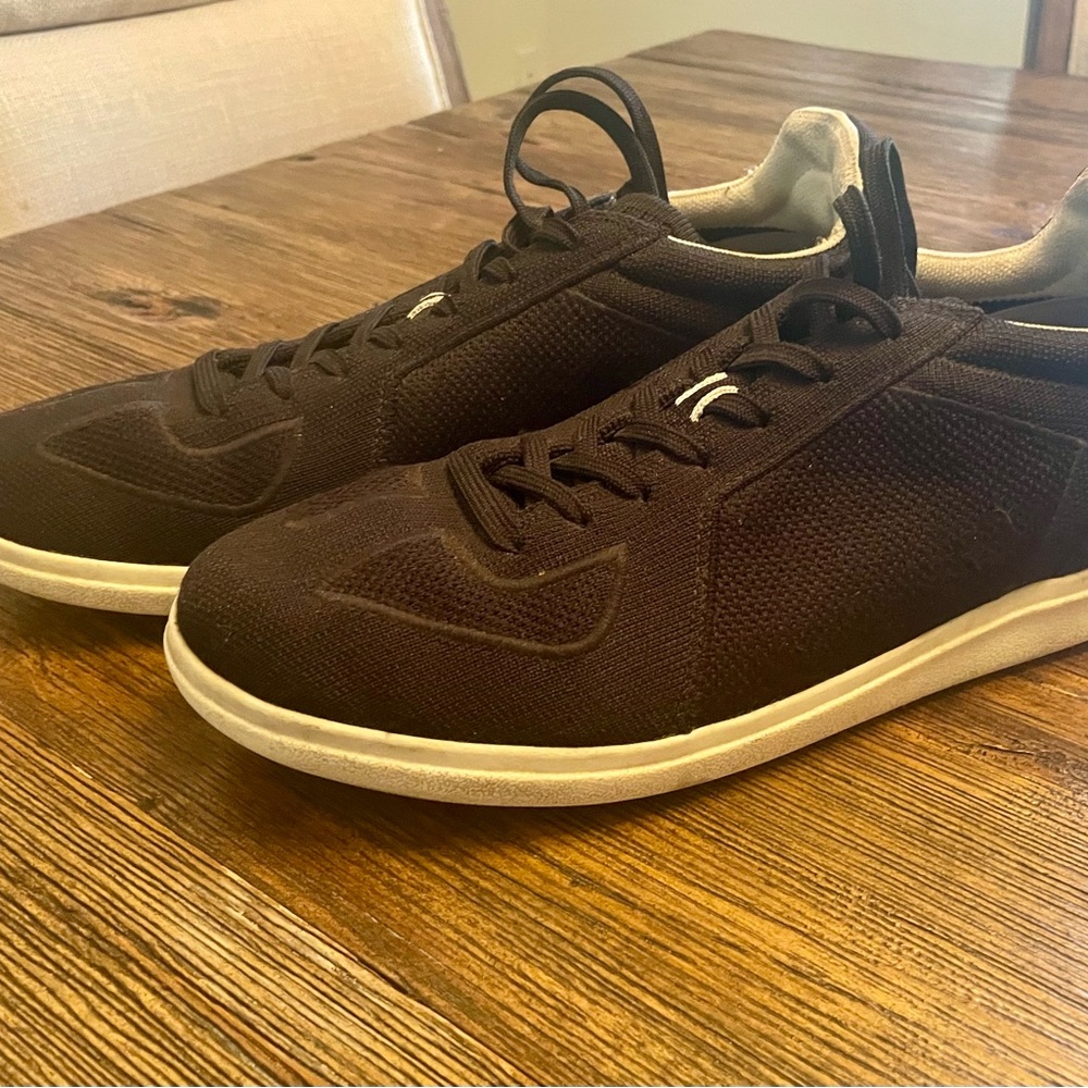 Men’s Rothy shoes - Picture 3 of 6